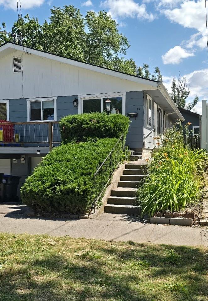 19 W Walnut St