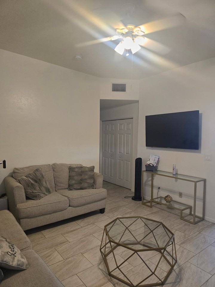 2442 N Alexa Cir #B - Photo 5 of 7