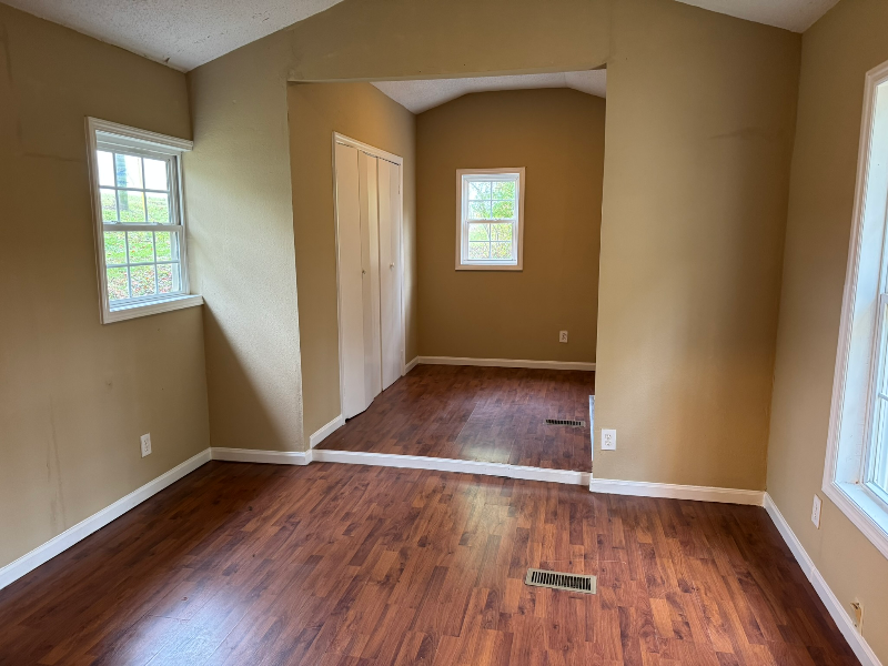 3504 Fly Rd - Photo 6 of 15