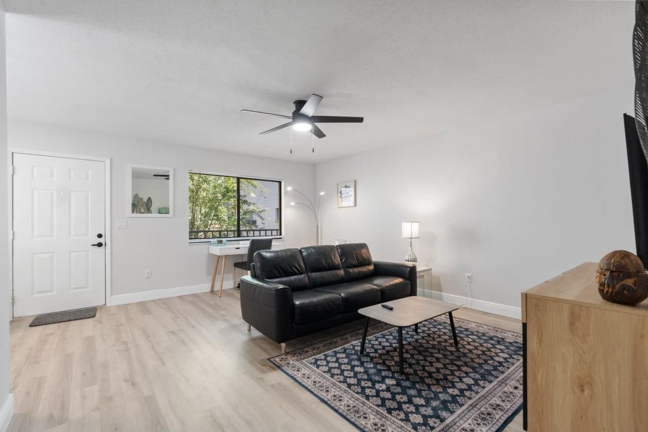 11720 Raintree Village Blvd #D - Photo 4 of 16