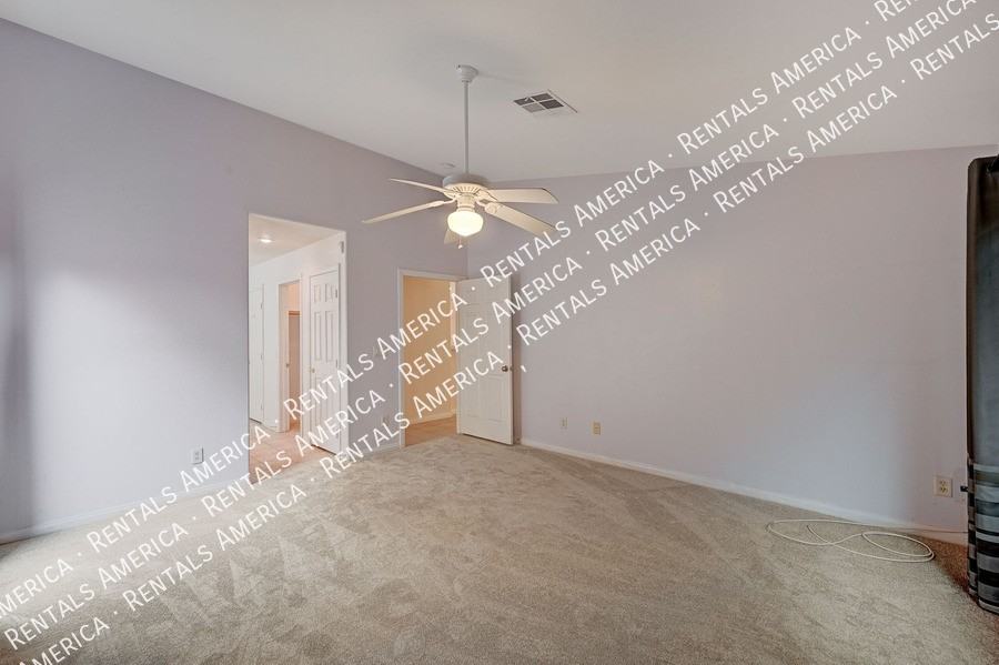 201 Sandhill Crane Ave - Photo 6 of 14