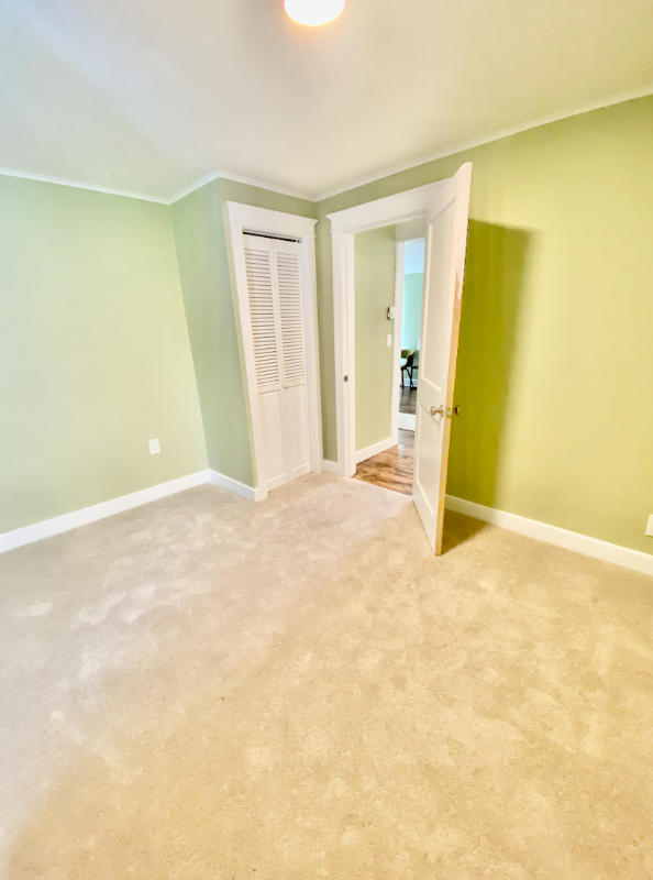 11017 31st Ave Ne - Photo 7 of 14