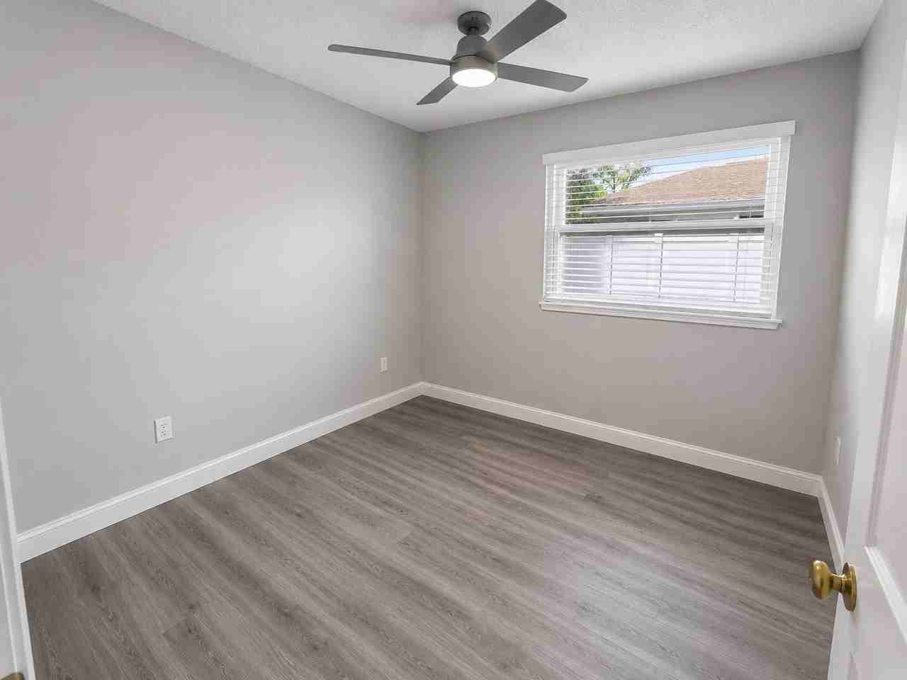 1812 47th Avenue Dr W #1812 - Photo 7 of 9