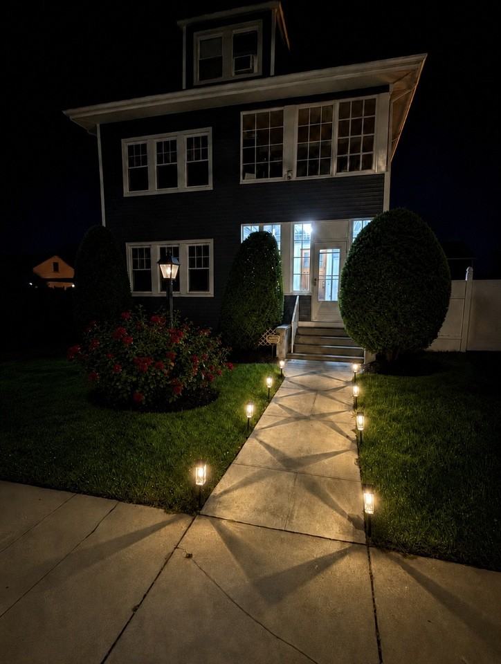 41 Woodbine St - Photo 2 of 18