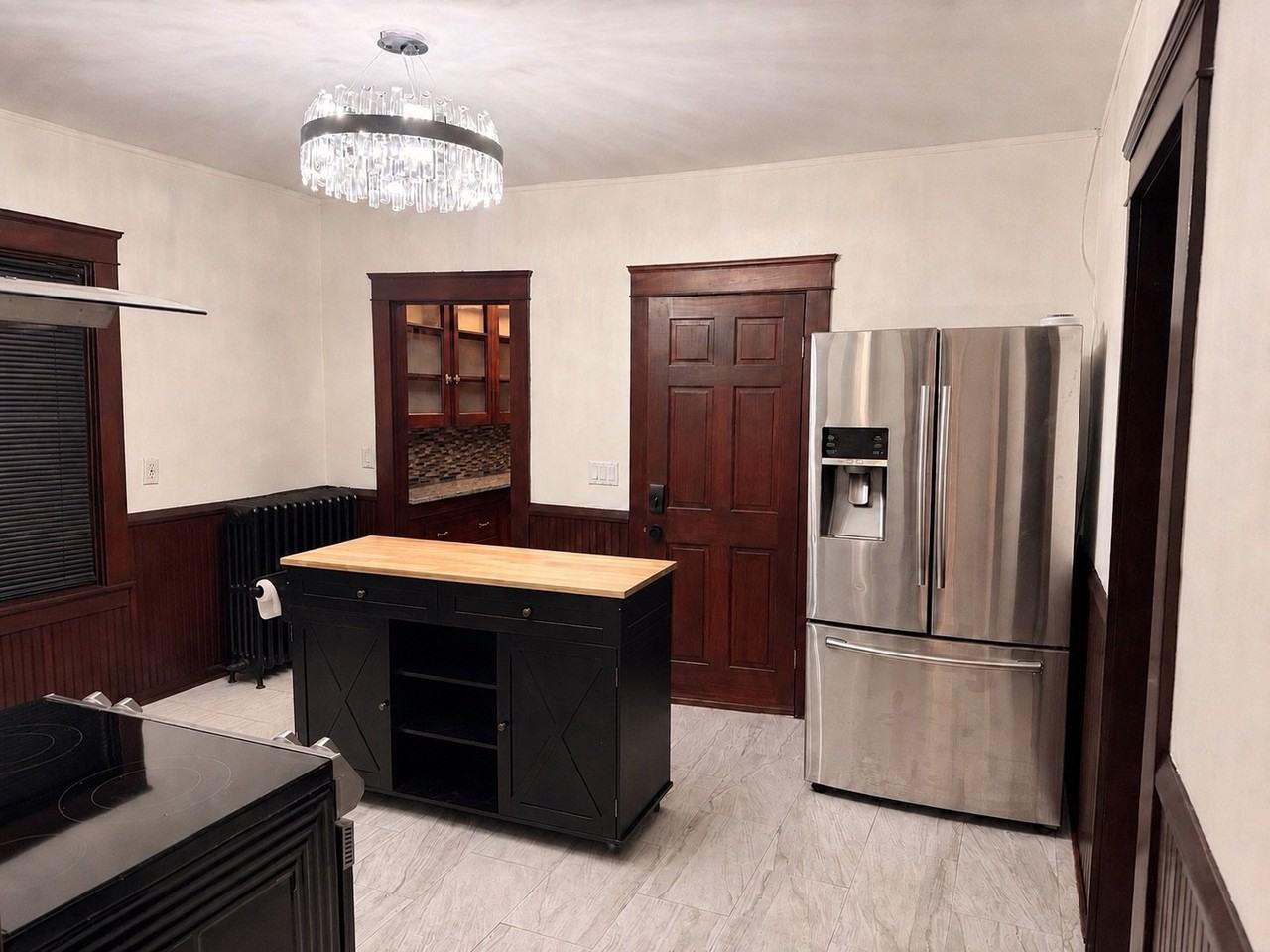 41 Woodbine St - Photo 3 of 18