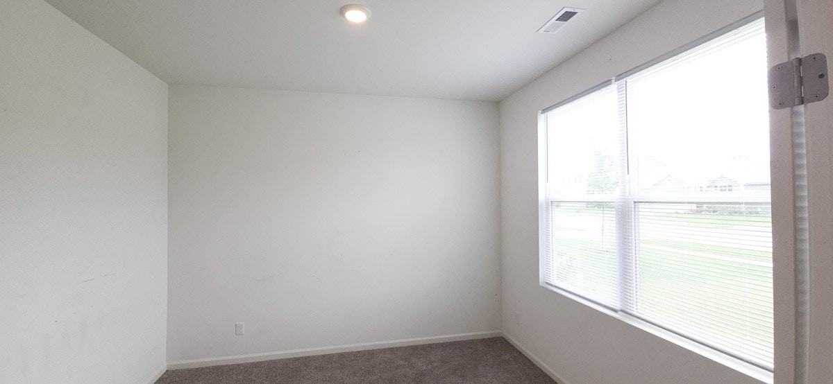 7828 West 105th Place - Photo 7 of 17