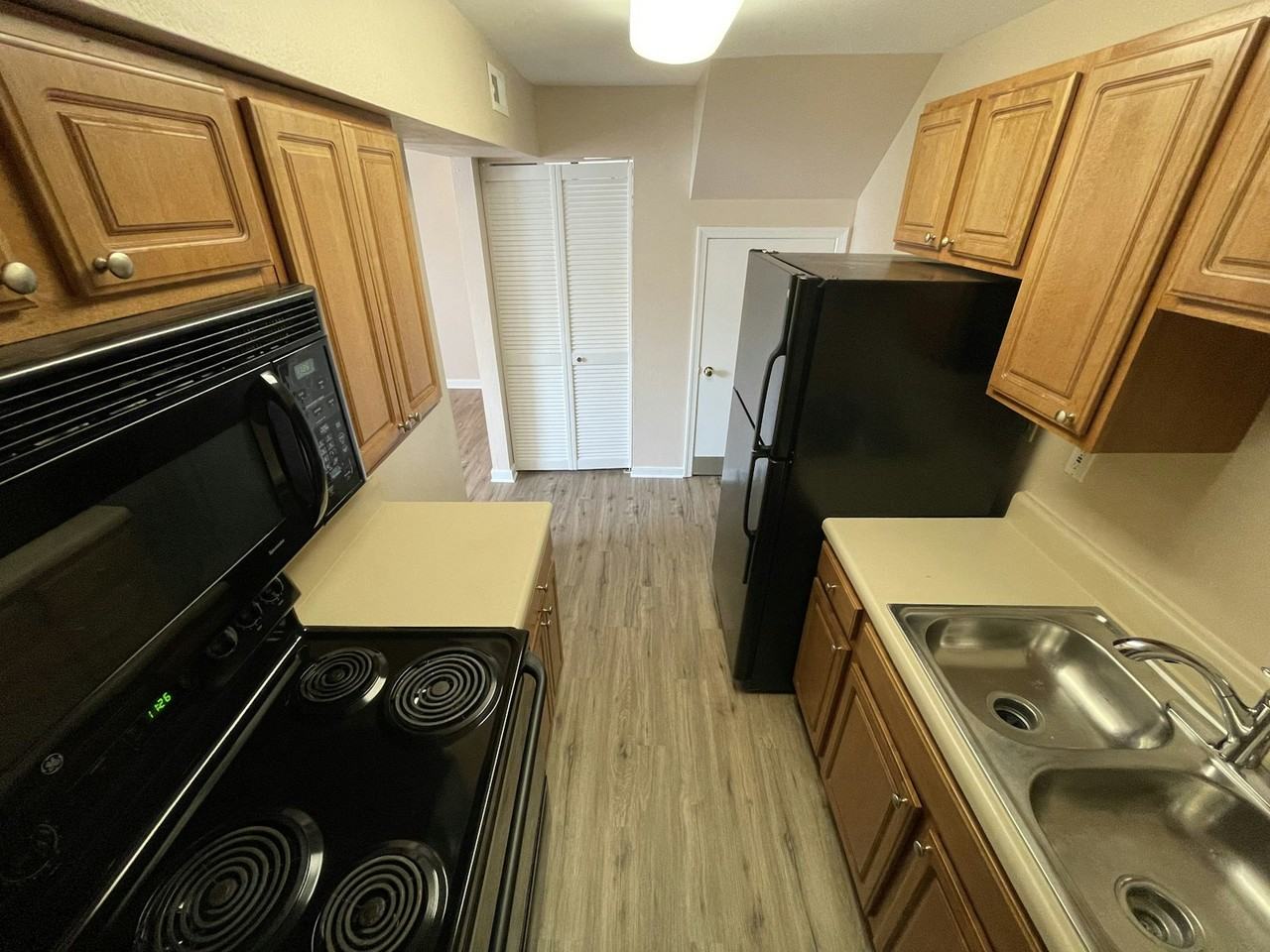 3518 E Richmond Road Unit 15 - Photo 5 of 19