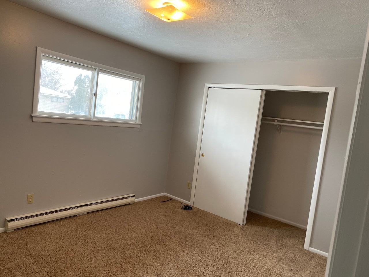 815 4th St Sw #2 - Photo 3 of 13