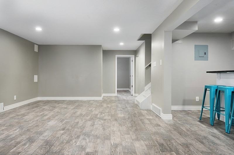 1408 Binford St #2 - Photo 4 of 12