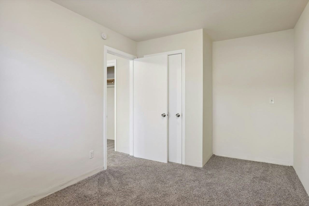 4628 Tyler Street Northeast, Unit 4634-101 - Photo 3 of 5