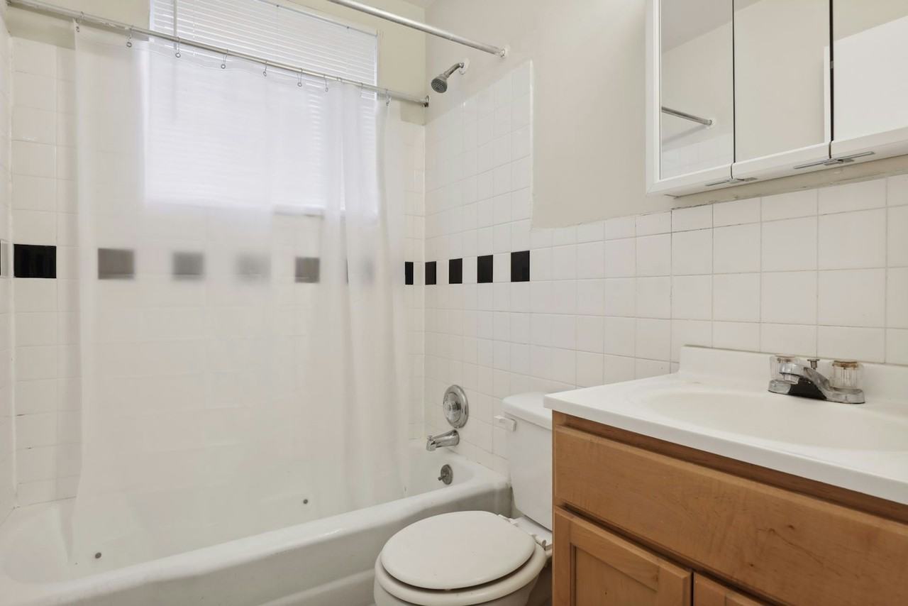 4628 Tyler Street Northeast, Unit 4634-101 - Photo 4 of 5
