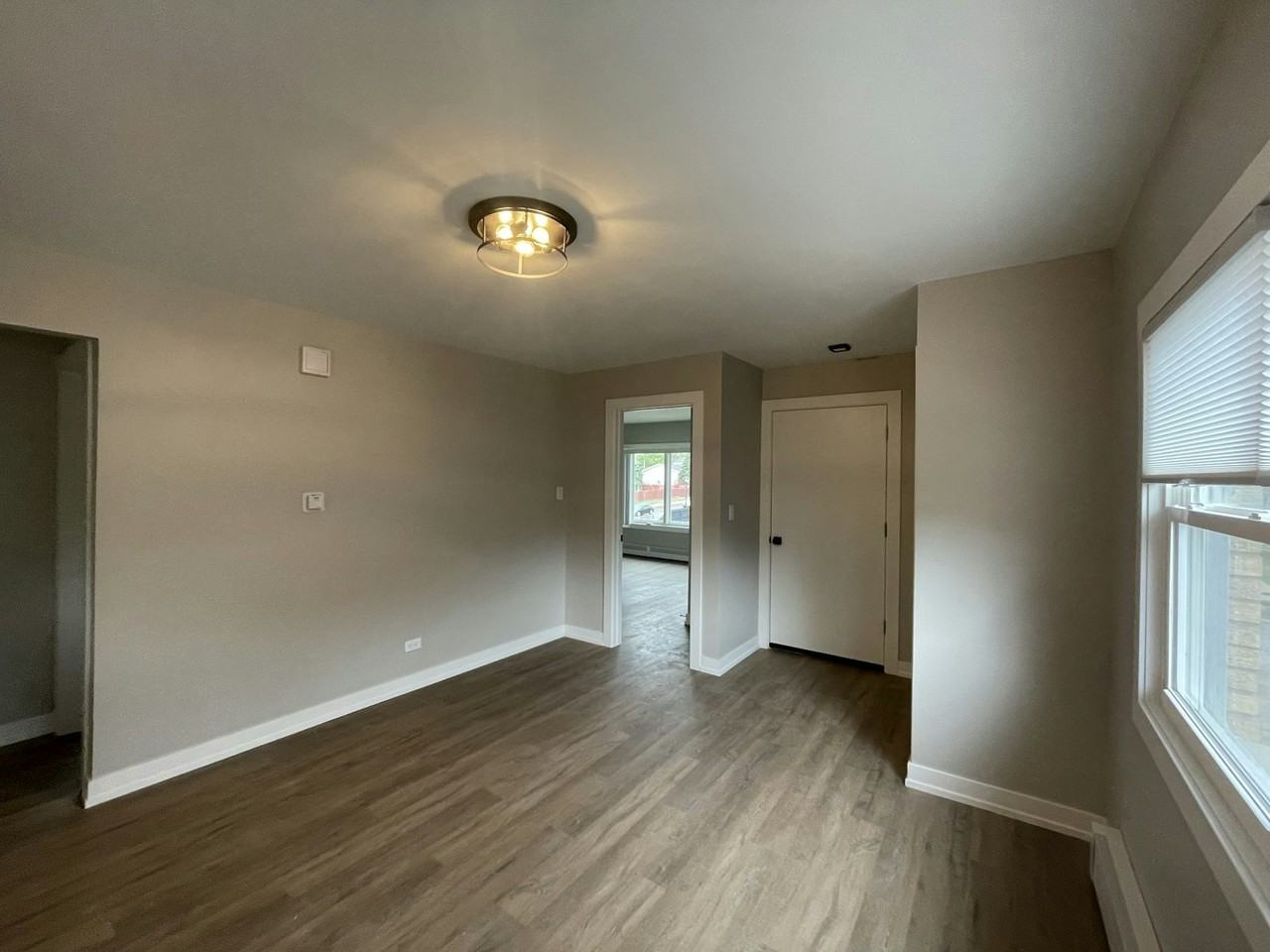 278 N Oaklawn Ave, Unit 2 - Photo 3 of 9