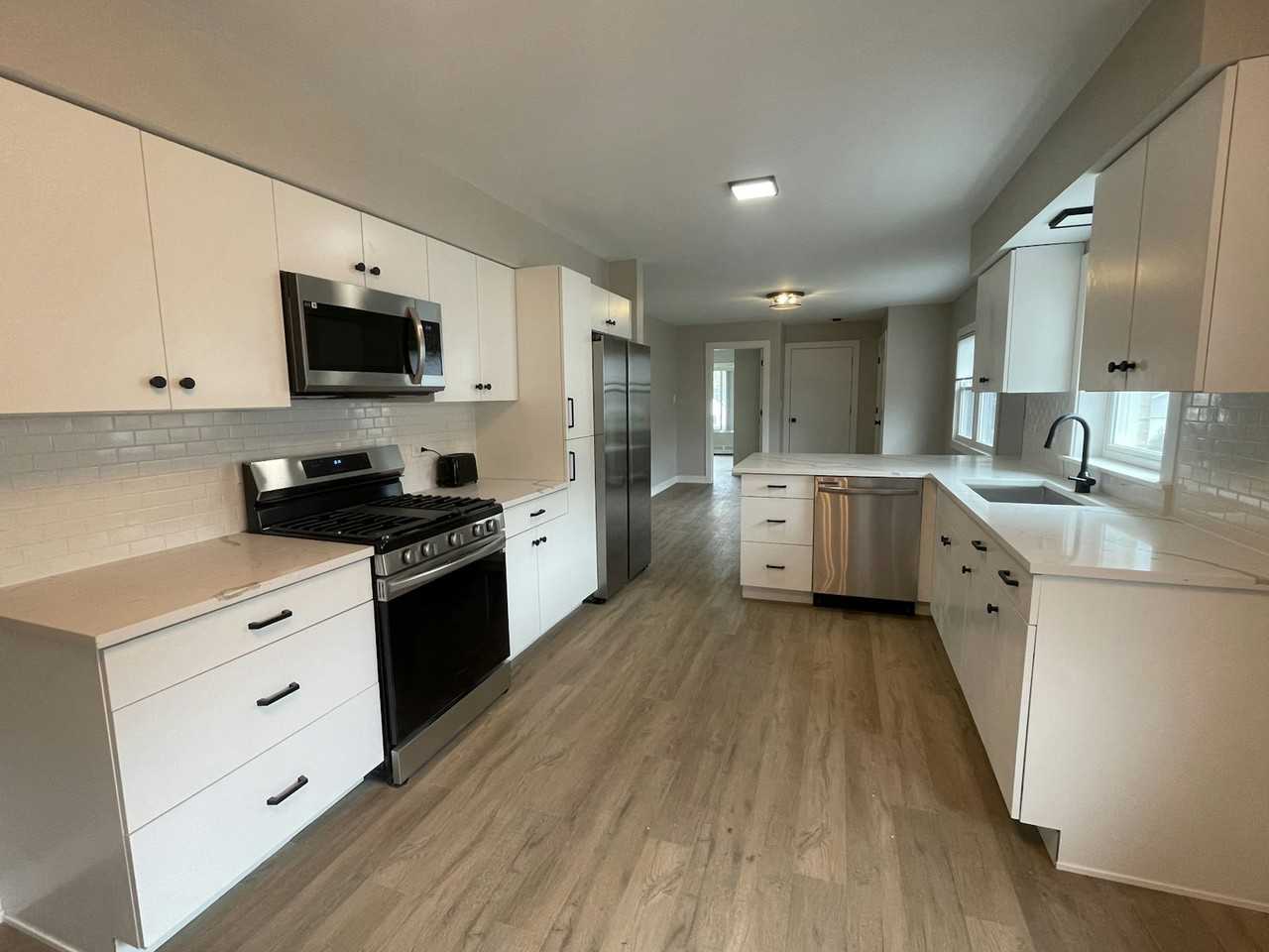 278 N Oaklawn Ave, Unit 2 - Photo 6 of 9