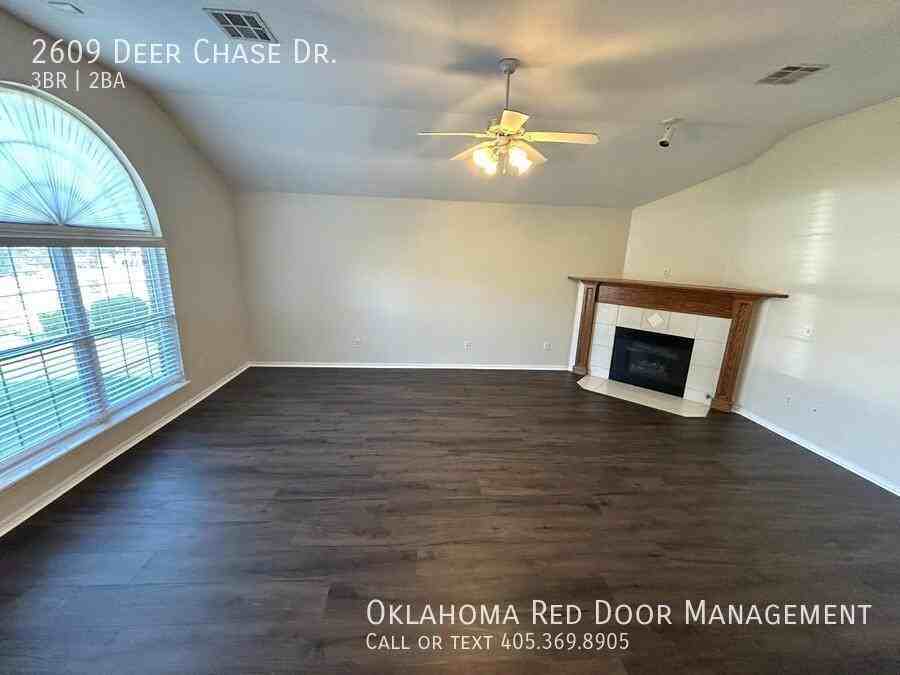 2609 Deer Chase Dr - Photo 2 of 17