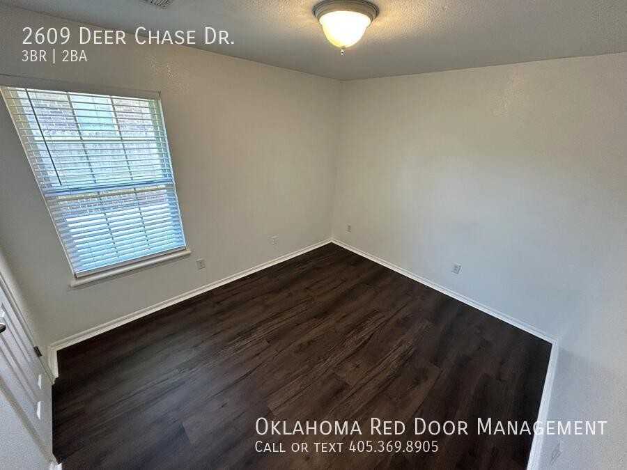 2609 Deer Chase Dr - Photo 4 of 17