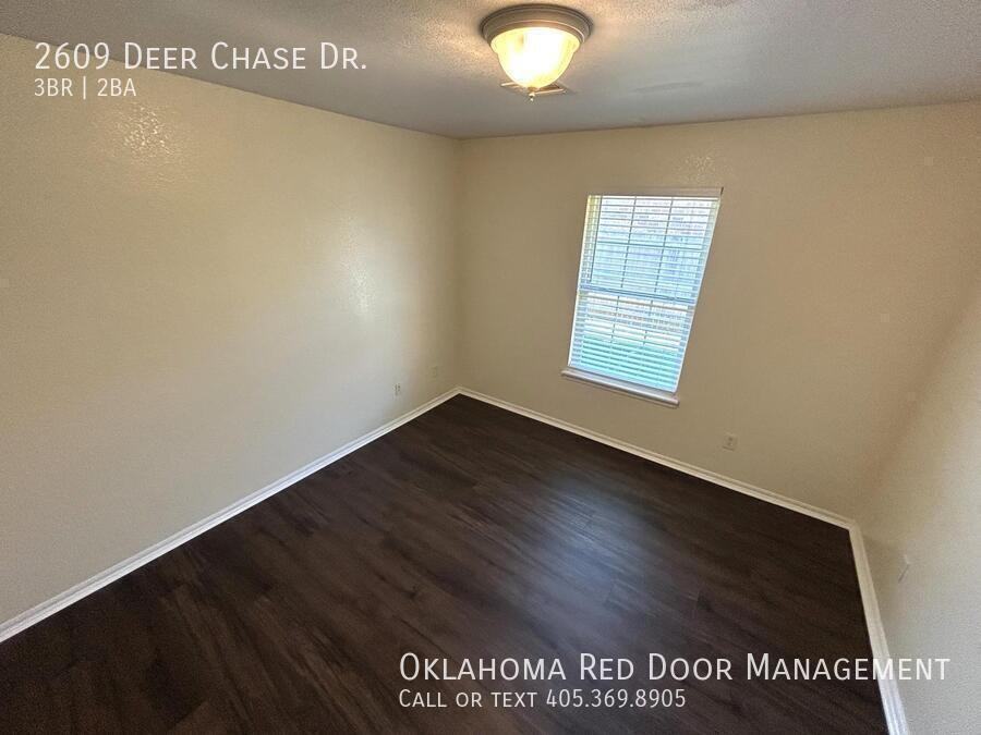 2609 Deer Chase Dr - Photo 5 of 17