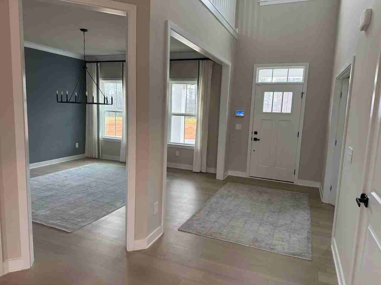 7105 Myrtle Burl Way - Photo 4 of 18