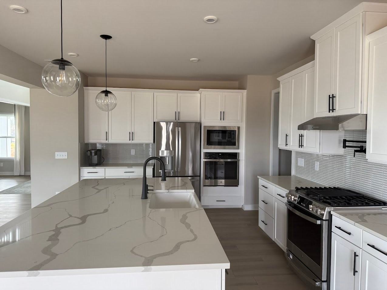 7105 Myrtle Burl Way - Photo 7 of 18