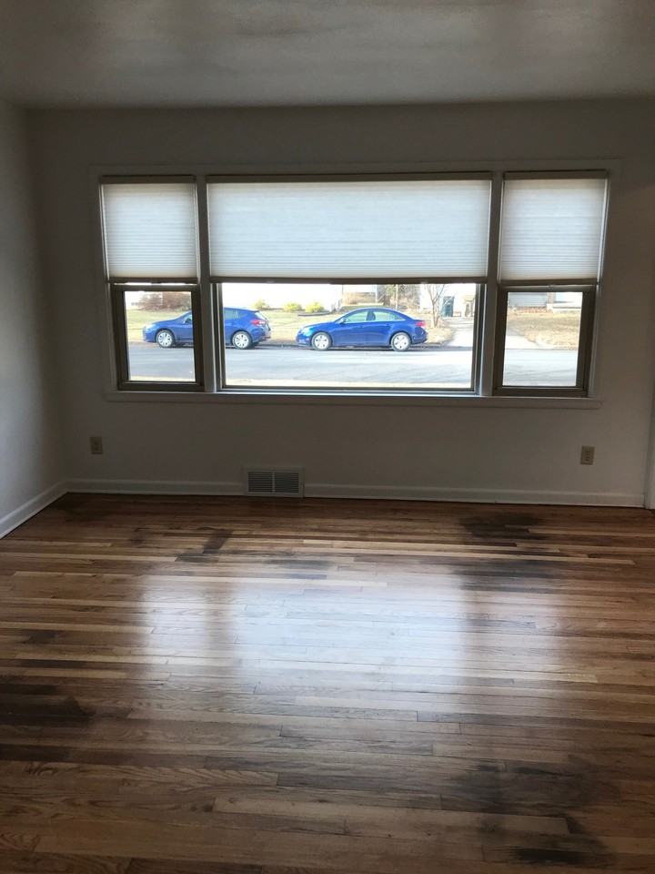313 Eugenia Ave #1 - Photo 3 of 10