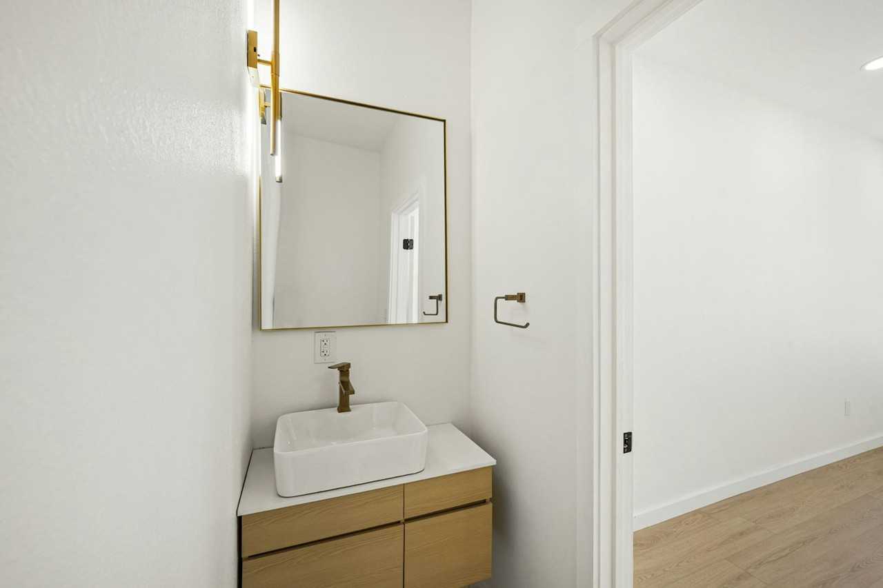 726 Arthur Street, Unit 102 - Photo 7 of 24