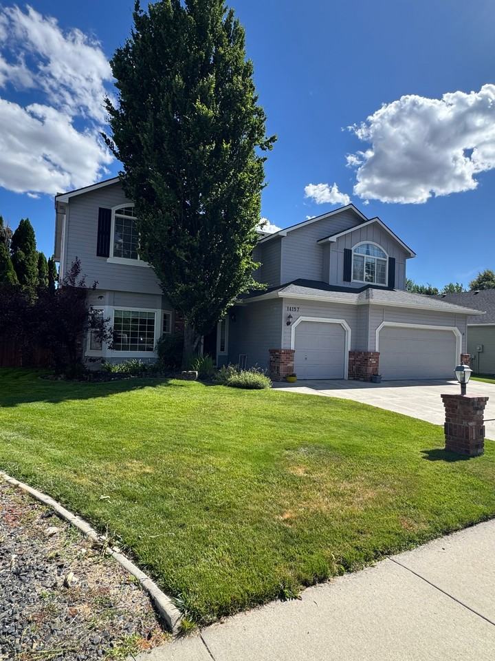 14157 W Battenberg Ct - Photo 2 of 7