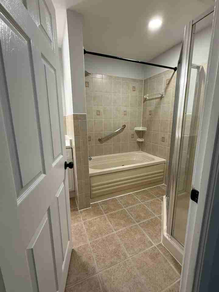 5511 Henderson Way - Photo 5 of 13