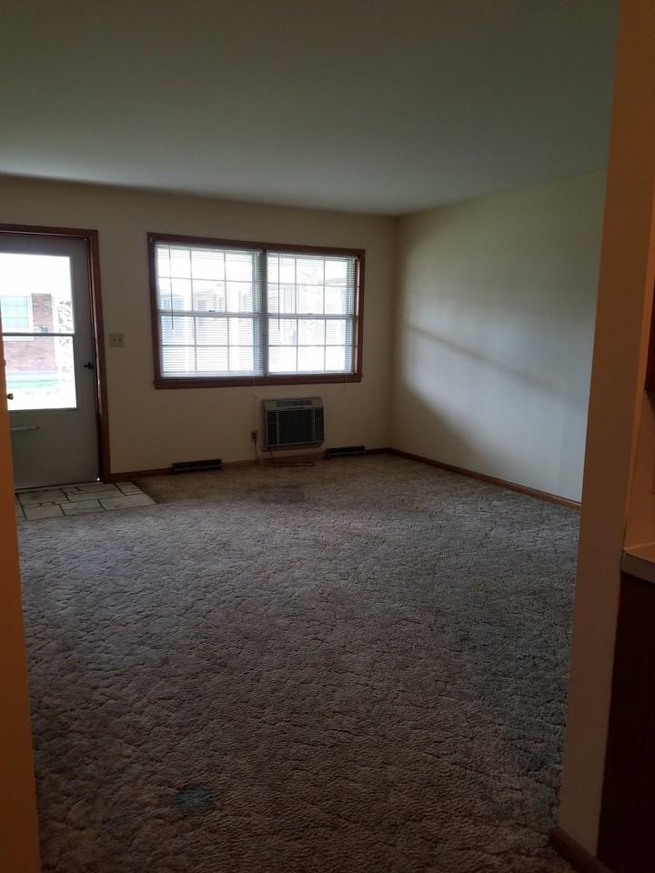 1234 E Elm St #12 - Photo 2 of 7