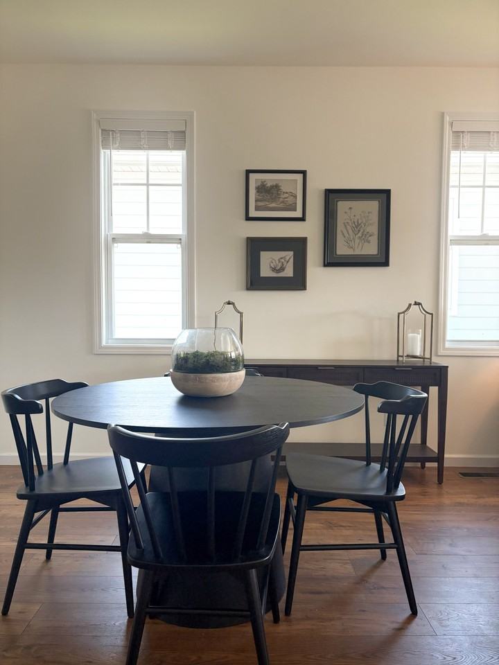 330 Hemlock Cir - Photo 4 of 12