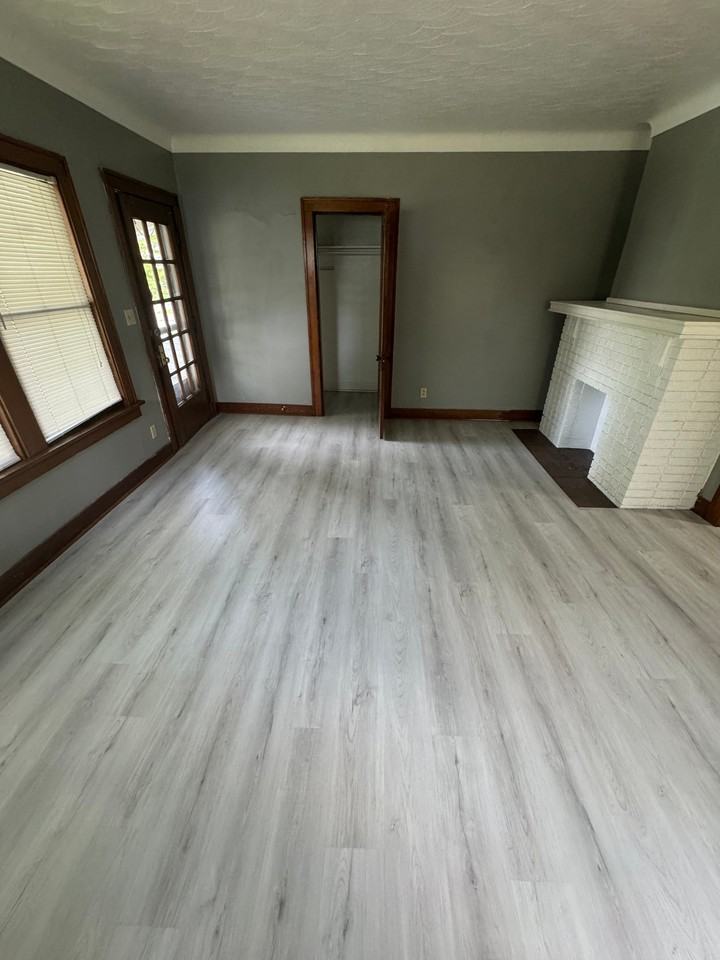 3542 Homewood Ave #1 - Photo 3 of 10