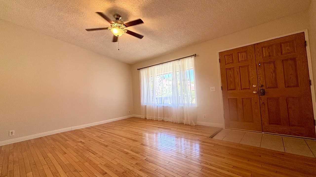 21536 Carriso Rd - Photo 3 of 20