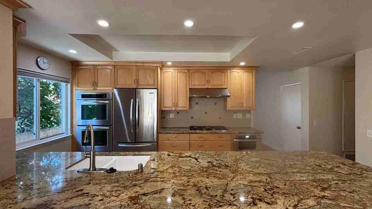21536 Carriso Rd - Photo 5 of 20