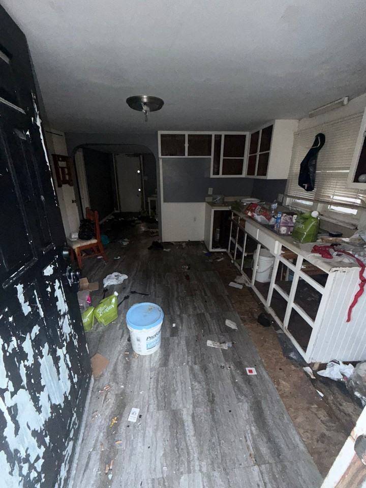 2949 Adams Ave - Photo 5 of 18