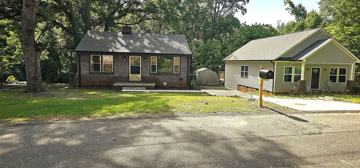 featured image of 609 N Rhyne St
