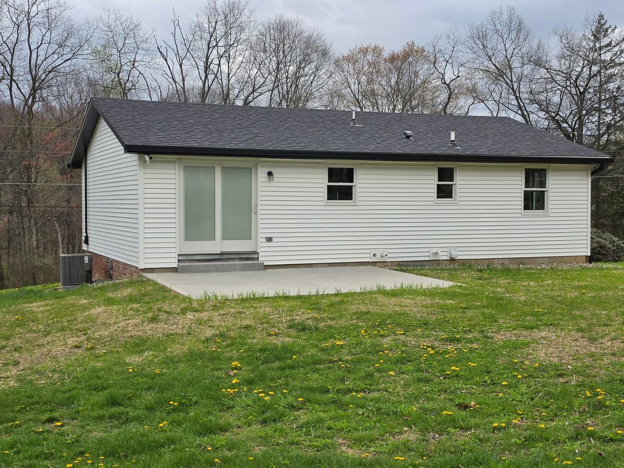 111 Robinson Run Rd - Photo 3 of 20
