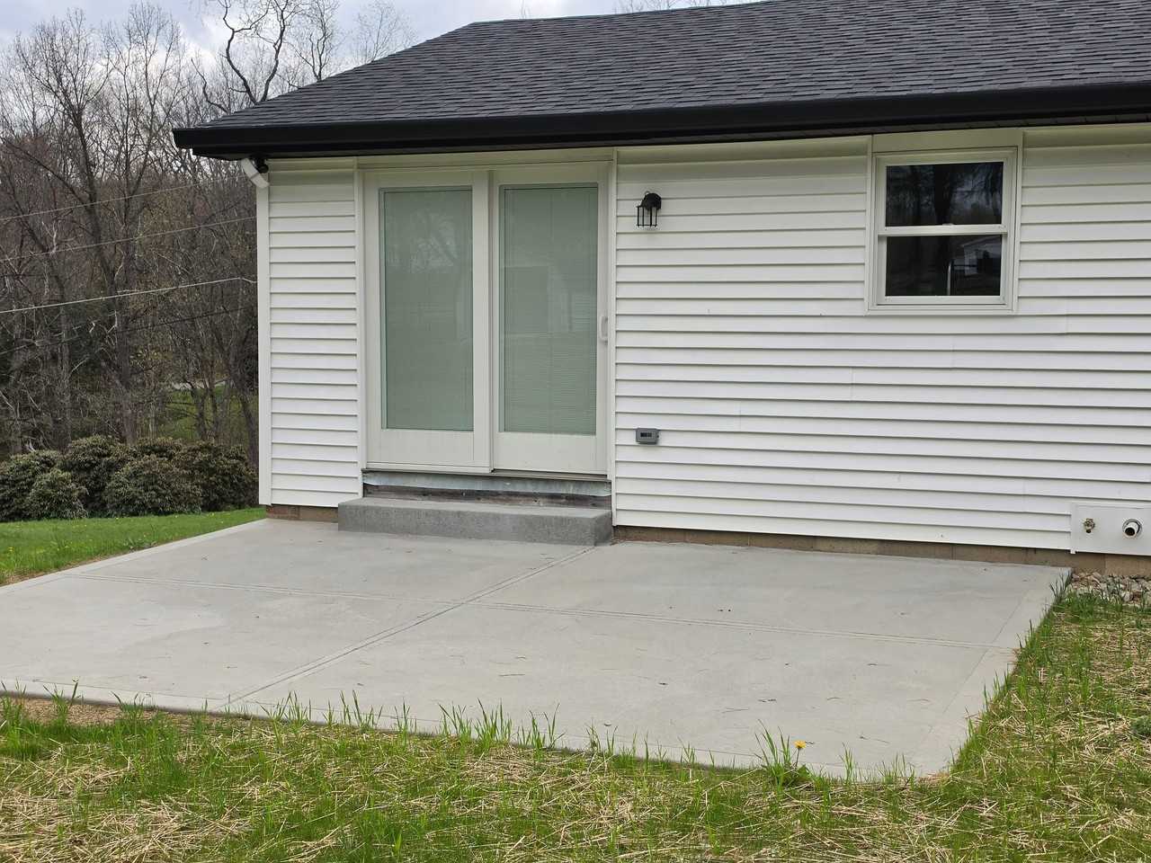 111 Robinson Run Rd - Photo 4 of 20