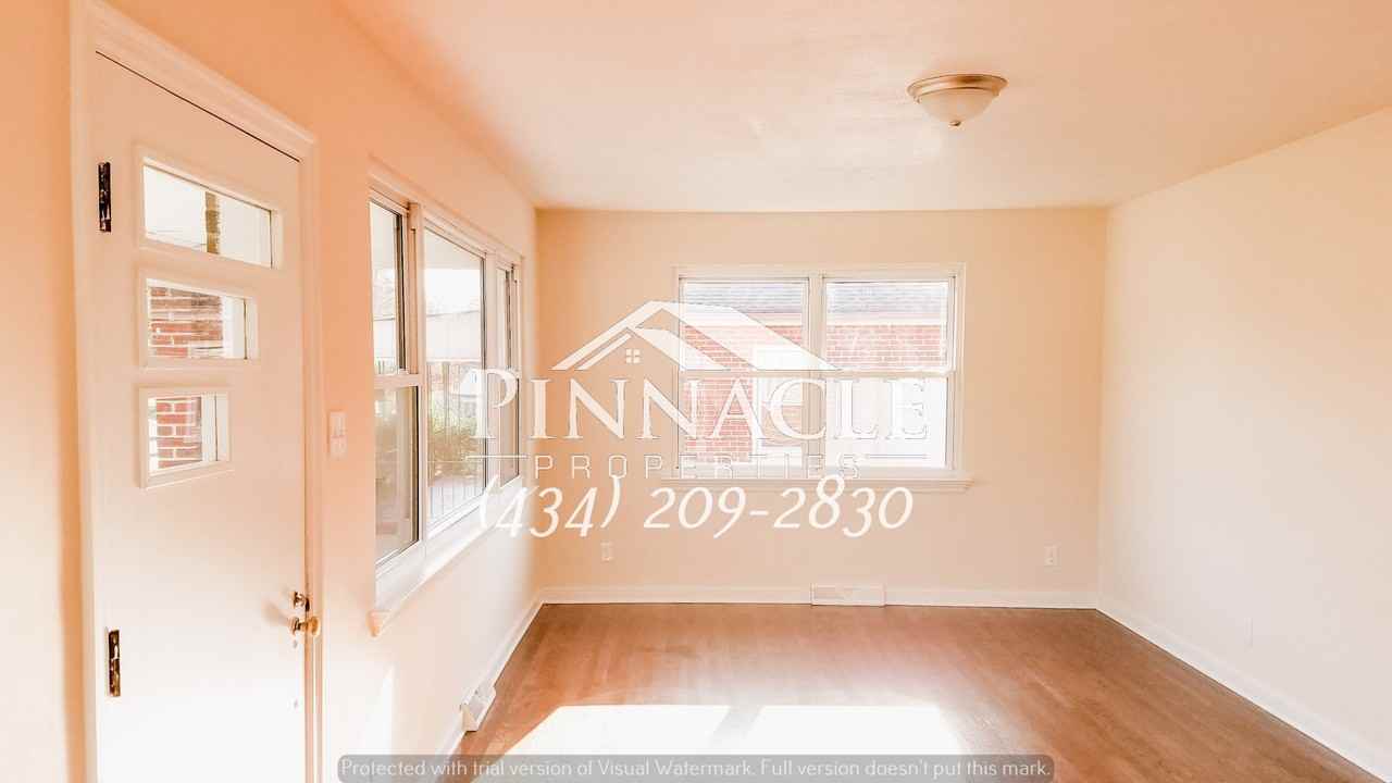 103 Roberts Ave - Photo 2 of 14