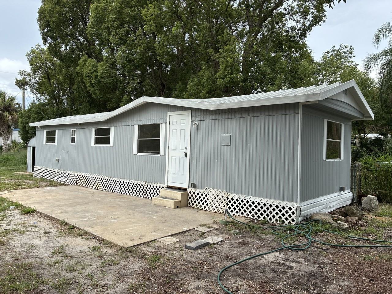 1666 Highland Ct