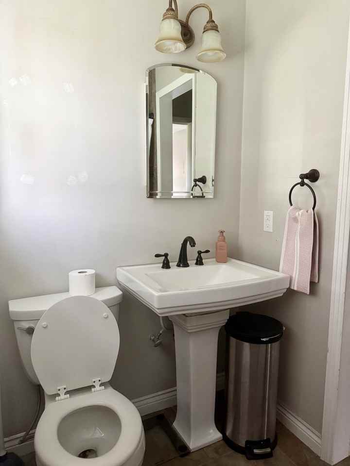 100 Diddle Ct - Photo 5 of 8