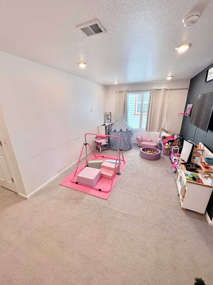 21538 E 59th Pl - Photo 6 of 9
