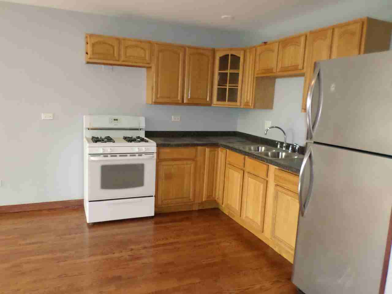 1554 S Homan Ave #3 - Photo 3 of 7
