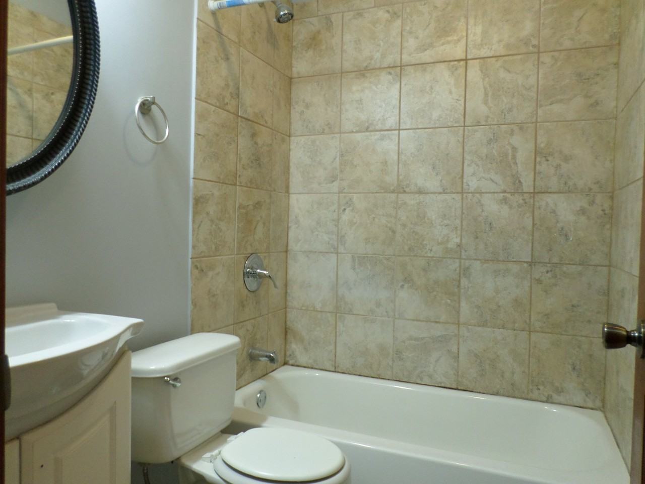 1554 S Homan Ave #3 - Photo 6 of 7