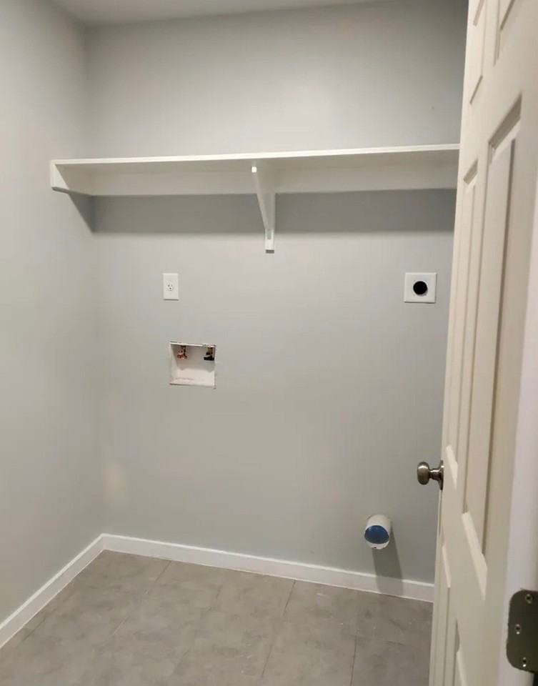 1808 Chacon St - Photo 5 of 12