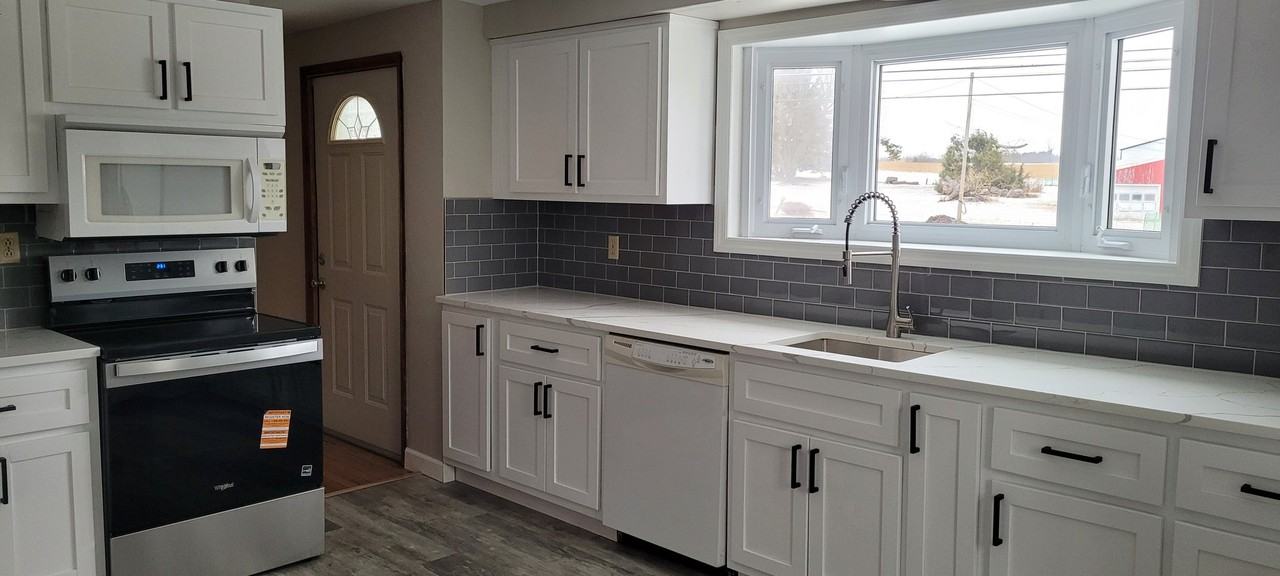 572 Dinnerbell Rd - Photo 4 of 13