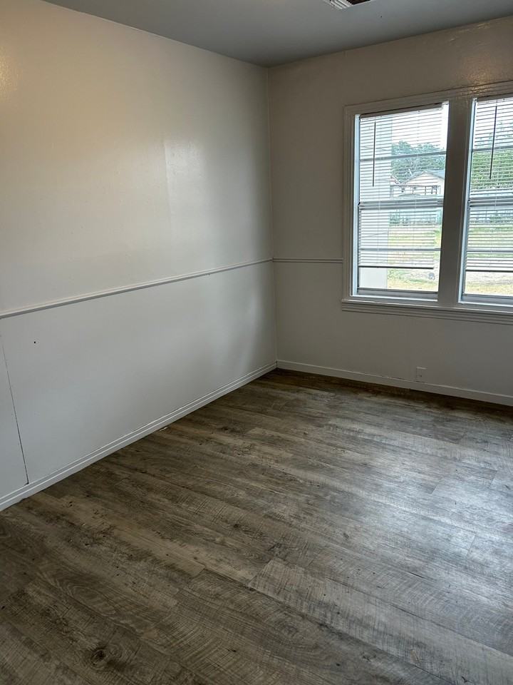 1628 N Woodland St - Photo 6 of 6