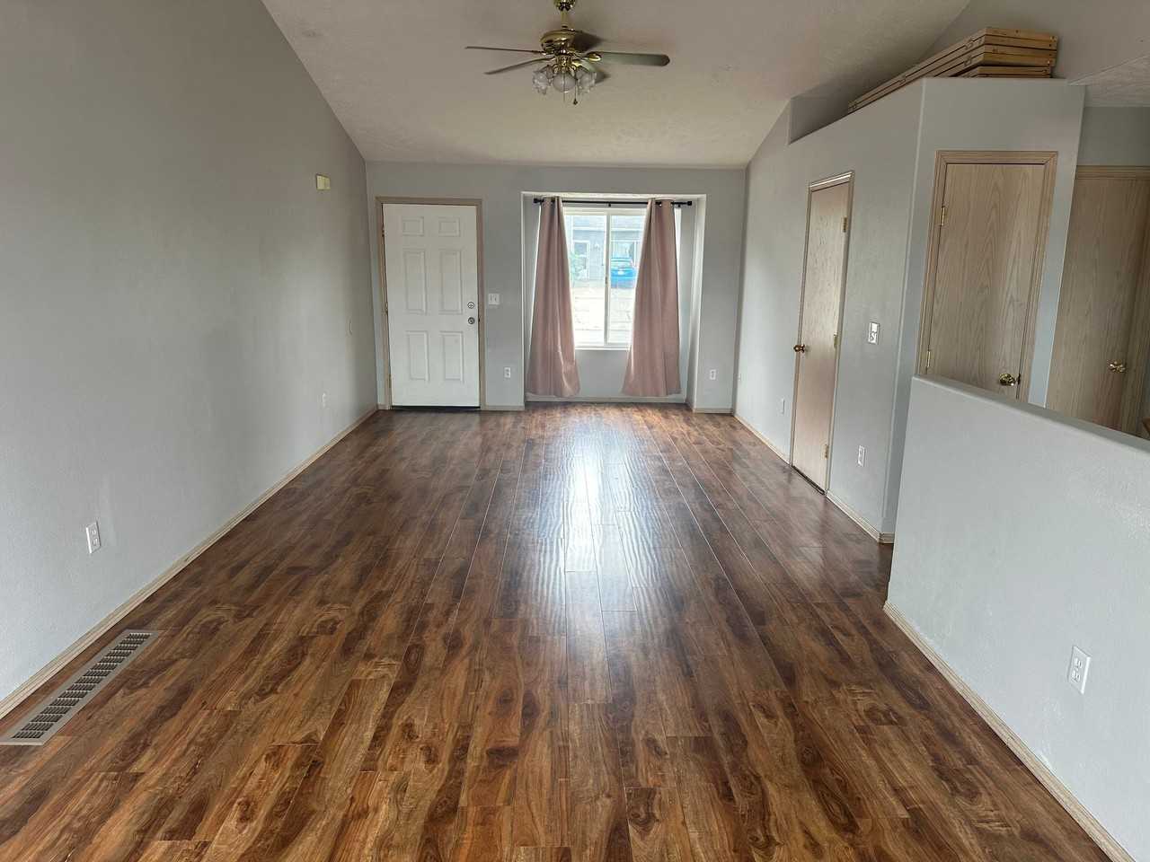 11715 E Nora Ave - Photo 6 of 17