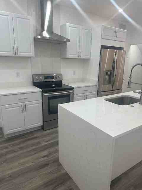 2739 Rayner Ave - Photo 6 of 17