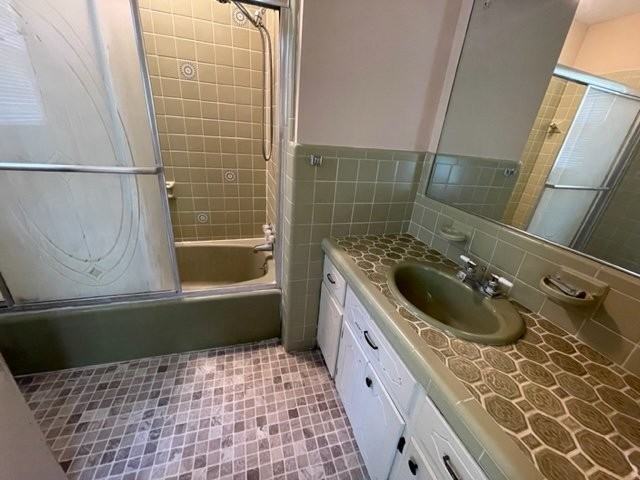 1174 Carters Creek Pike #A - Photo 7 of 10