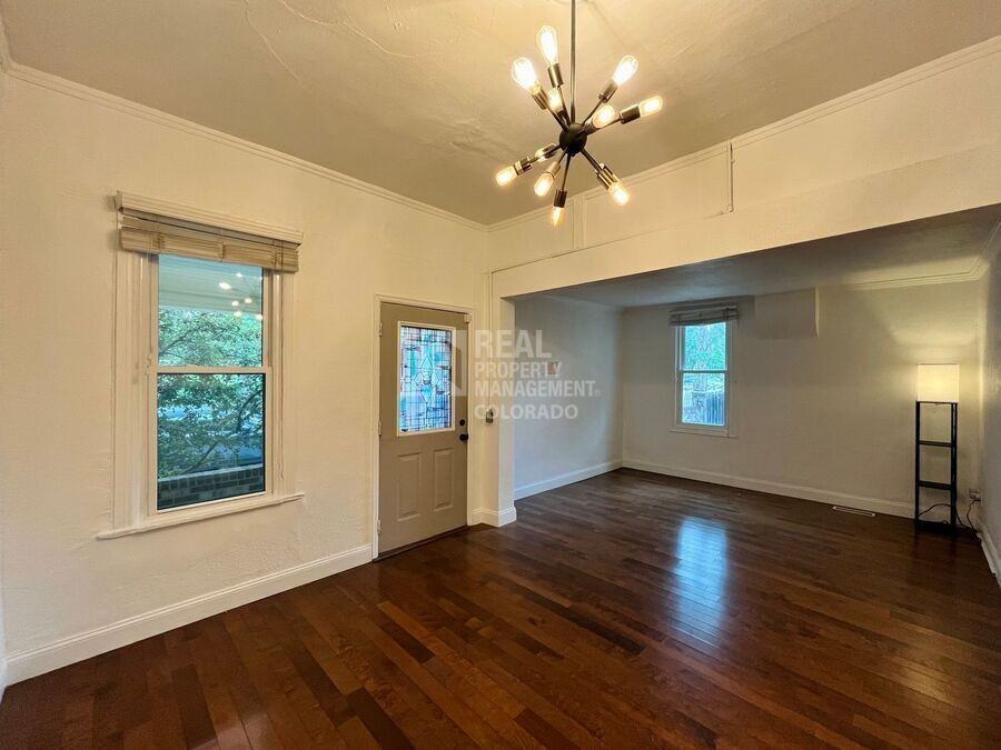 4032 Lipan St - Photo 4 of 30