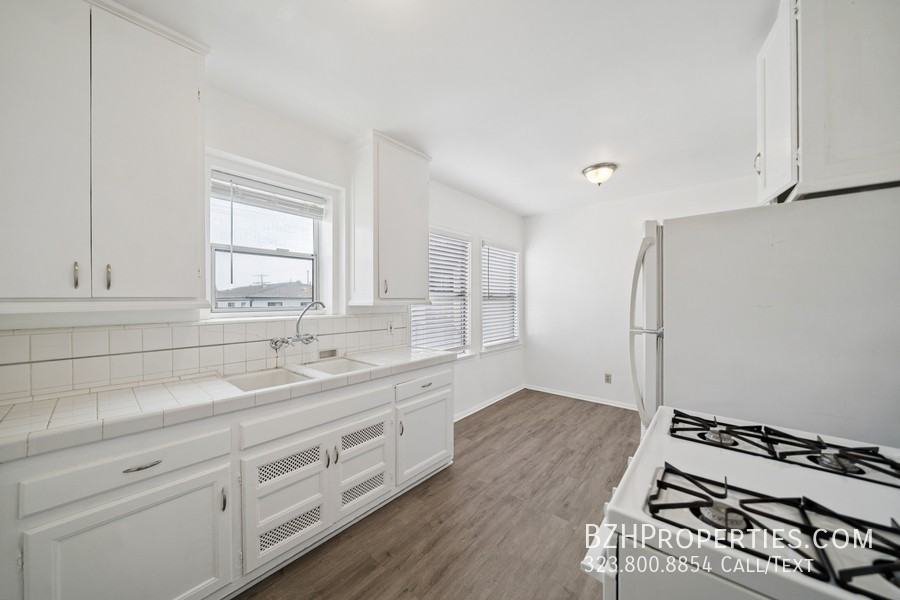 1402 1/2 N Mansfield Ave #1402-1-2 - Photo 7 of 15