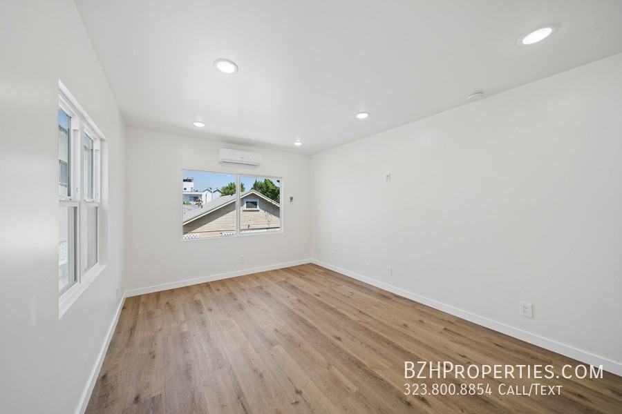 1029 N Gardner St - Photo 2 of 14